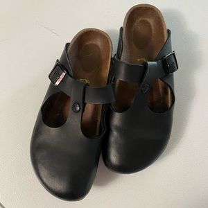 Birkenstock t-strap